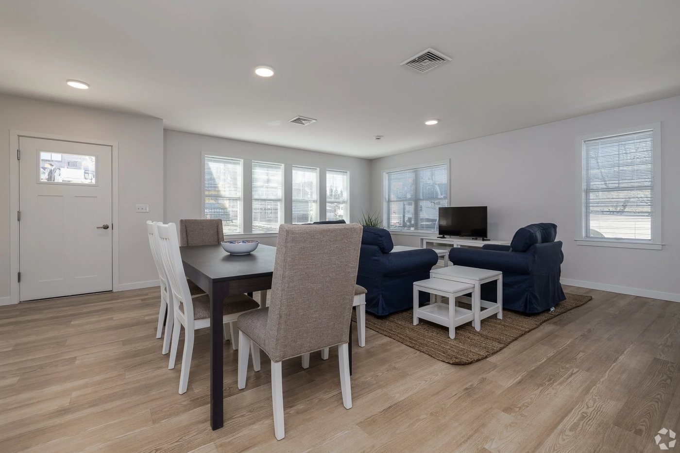 Unit A102 dining room